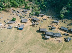 Image: Visit Tau Moc Chau Cave – a pristine village with no electricity, no phone waves