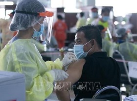 Image: COVID-19: Laos works to tackle high number of arrivals, Indonesia extends social restrictions
