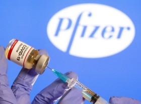Image: Malaysia urges pregnant women to get vaccinated against COVID-19