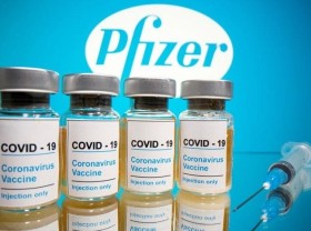 Image: Pfizer-BioNTech COVID-19 vaccine gains full US regulatory approval