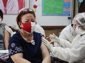 Image: Southeast Asia needs more vaccines against COVID-19 to contain fatalities: IFRC