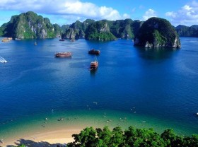 Image: 13 interesting stops for your Ha Long trip