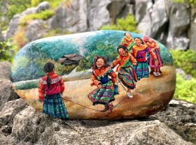 Image: 9X Hai Phong turns cobblestone into money thanks to the talent of “pen dancing”