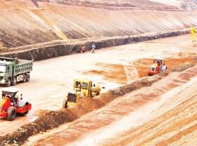 Image: Accelerating disbursement of over VND70 trillion of public investment capital