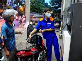 Image: Petrol prices rise from September 25