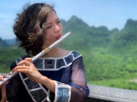 Image: Flautist makes her first album in the US