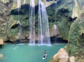 Image: Hiding in Moc Chau, bathing in Fairy Waterfall