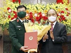 Image: Director of National Defence Academy promoted to Seniour Lieutenant General rank