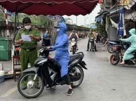 Image: Medical lockdown lifted in some Hanoi areas