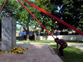 Image: National Day celebrated in Cuba, Spain