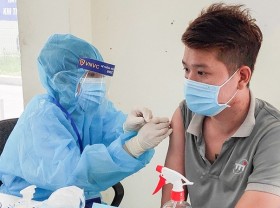 Image: Over 2 million doses of AstraZeneca vaccine arrive in Vietnam