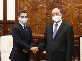 Image: President Nguyen Xuan Phuc hosts Indian Ambassador