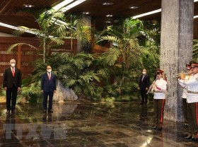 Image: President Nguyen Xuan Phuc welcomed in Cuba