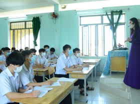 Image: Twenty-five provinces and cities allow students to return to school