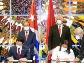 Image: Vietnam, Cuba enhance collaboration in information-communications