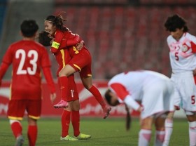 Image: Vietnam make light work of Tajikistan to secure berth in finals