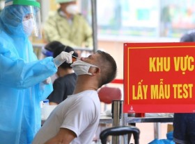 Image: Japan provides protective equipment to help Vietnam fight COVID-19