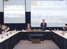 Image: Top legislator attends Vietnam-Finland Business Roundtable