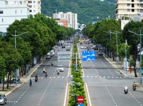 Image: People in Vung Tau go to the street after more than 2 months at home