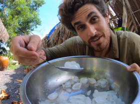 Image: Tourist Guests are proficient at making coconut water jam