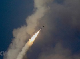 Image: DPRK fires 2 short-range ballistic missiles: ROK