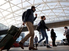 Image: US to relax travel restrictions for vaccinated foreign air travelers in November