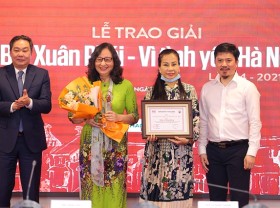 Image: Bùi Xuân Phái Awards honour musician Hồng Đăng