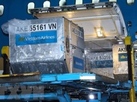 Image: 300 Japan-UNICEF supported vaccine refrigerators arrive in Vietnam
