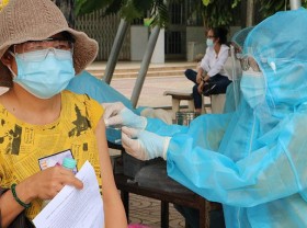 Image: COVID-19: Vietnam reports 3,528 cases on October 10