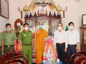 Image: Khmer people in Tra Vinh called to ensure safety against epidemics during Sene Dolta Festival