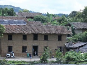 Image: The distinctive architecture of earthen houses in Lạng Sơn