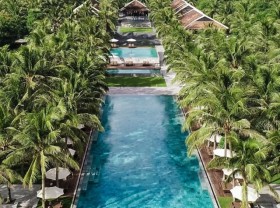 Image: 4 Vietnamese resorts cost thousands of dollars