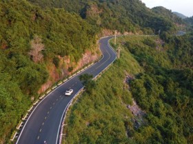 Image: The beauty of the trillion routes in Cat Ba Island