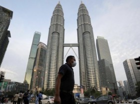 Image: Malaysia spends over US$80 billion to revive economy