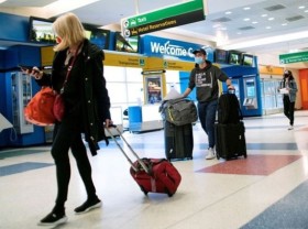 Image: US to lift curbs from Nov. 8 for vaccinated foreign travelers - White House