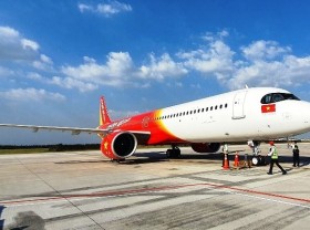 Image: Vietjet signs 150-million-USD deal with Swiss MRO service provider
