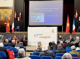 Image: France-Vietnam Friendship Association affirms continued support for Vietnam