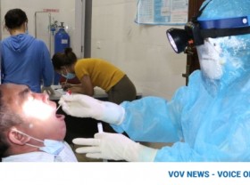 Image: Hundreds of samples linked to COVID-19 cases come back negative