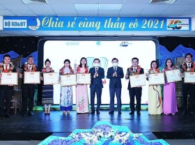Image: Programme honours 50 teachers with effective teaching practices