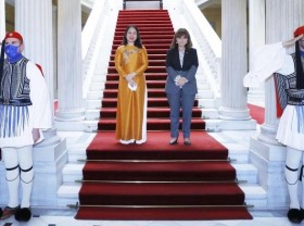 Image: Vice President pays official visit to Greece