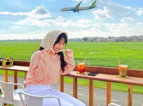 Image: Review of 5 airplane view cafes in Saigon, delicious drinks, extremely ‘chill’ view