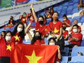 Image: Spectators of Vietnam-Saudi Arabia match only need to show chip-based ID cards