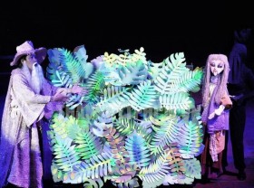Image: Theatre stages new puppet play after lockdown