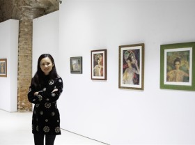 Image: Vietnamese artist holds solo exhibition in Spain