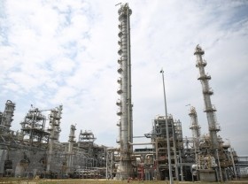 Image: Vietnamese, Indian firms cooperate in petrochemical refinery projects