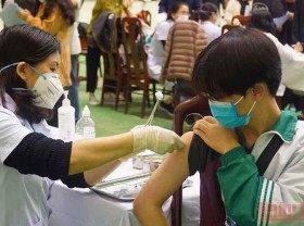 Image: COVID-19: Additional 15,527 cases confirmed on December 15