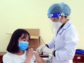 Image: Vietnam seeking consultation on COVID-19 vaccination for children aged 5-11