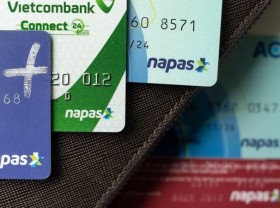 Image: Magnetic stripe cards to remain valid after December 31