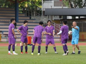 Image: Vietnam prepares for battle against Malaysia