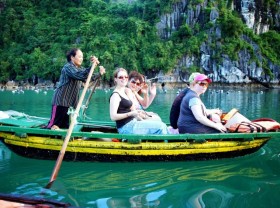 Image: Vietnam’s Ha Long Bay is ready to welcome foreign tourists after a long pandemic hiatus